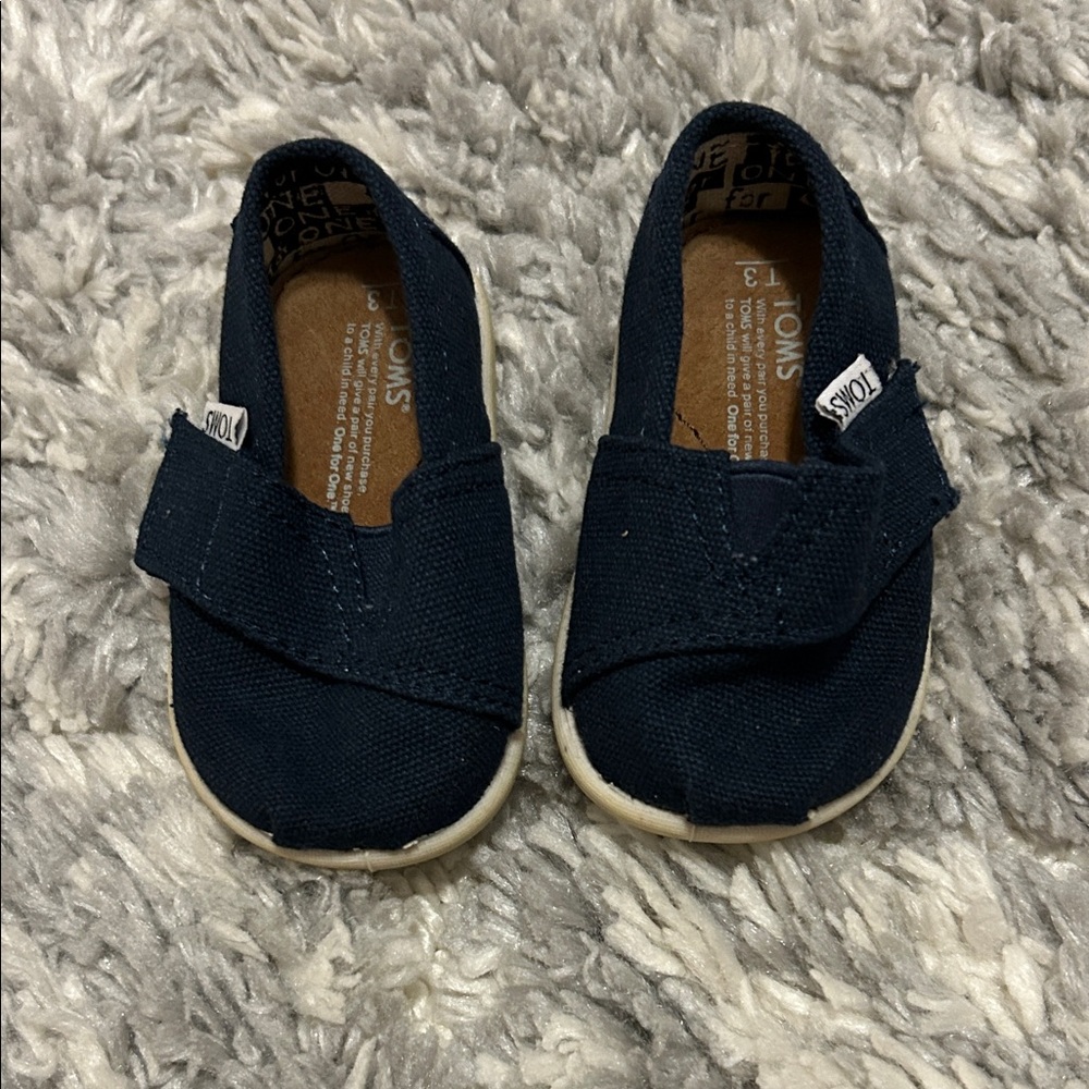 TOMS Kids Dark Blue Moccasins